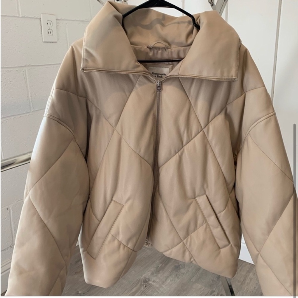 Abercrombie&Fitch Vegan leather Puffer Jacket Size L
